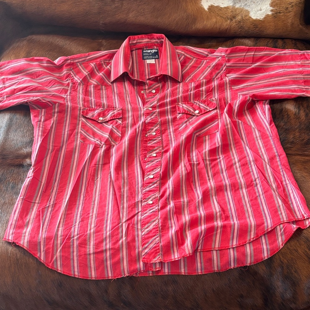 Wrangler Men's Red and White Striped Casual Shirt